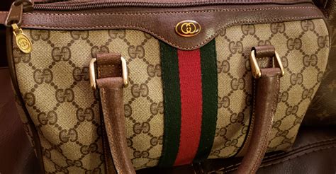 how to tell if a gucci crossbody bag is real|first copy Gucci bags.